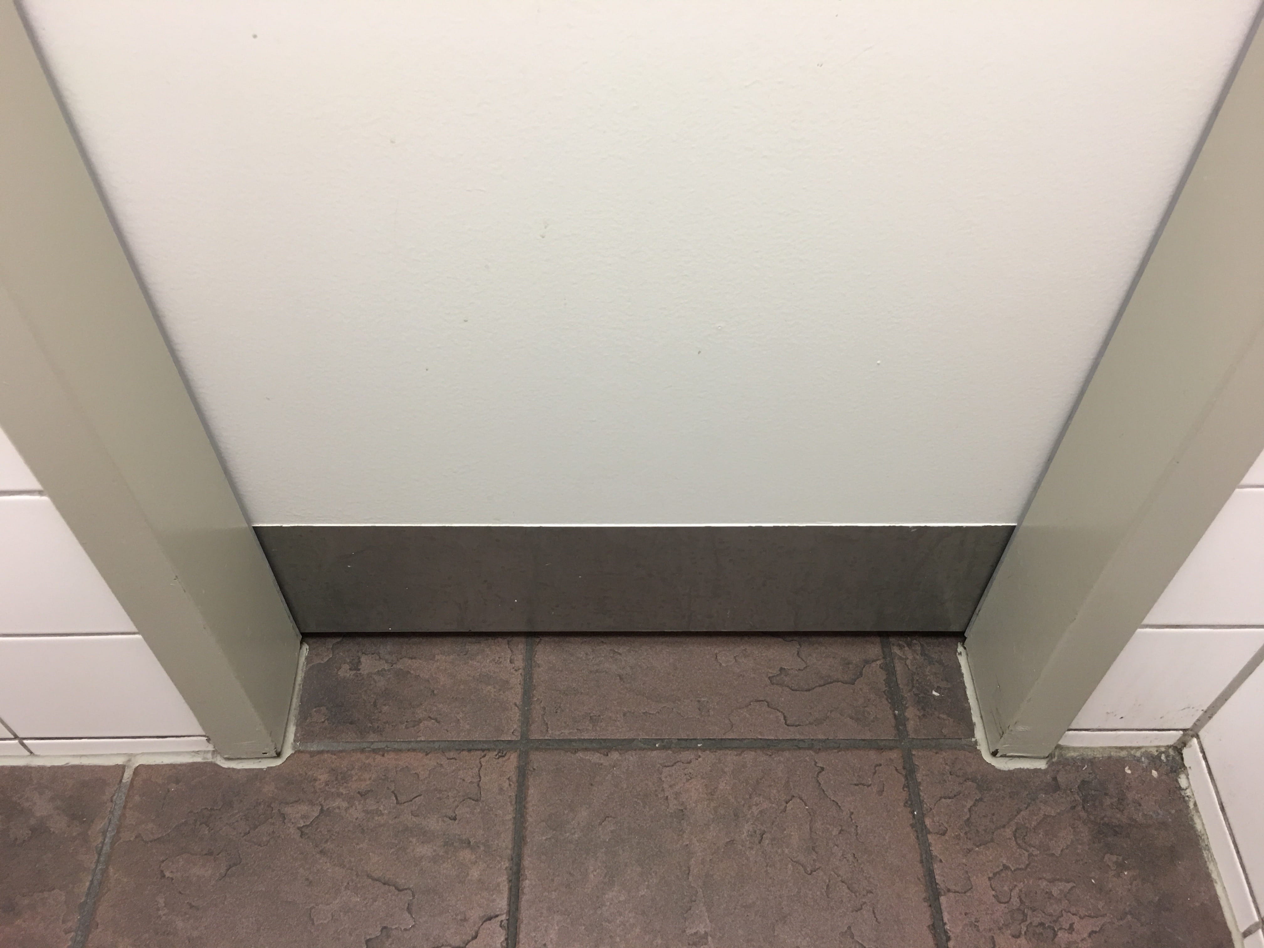 Toilettentüren Nr. 89: Café „Häagan-Dazs“, Düsseldorf / Deutschland (2017)
