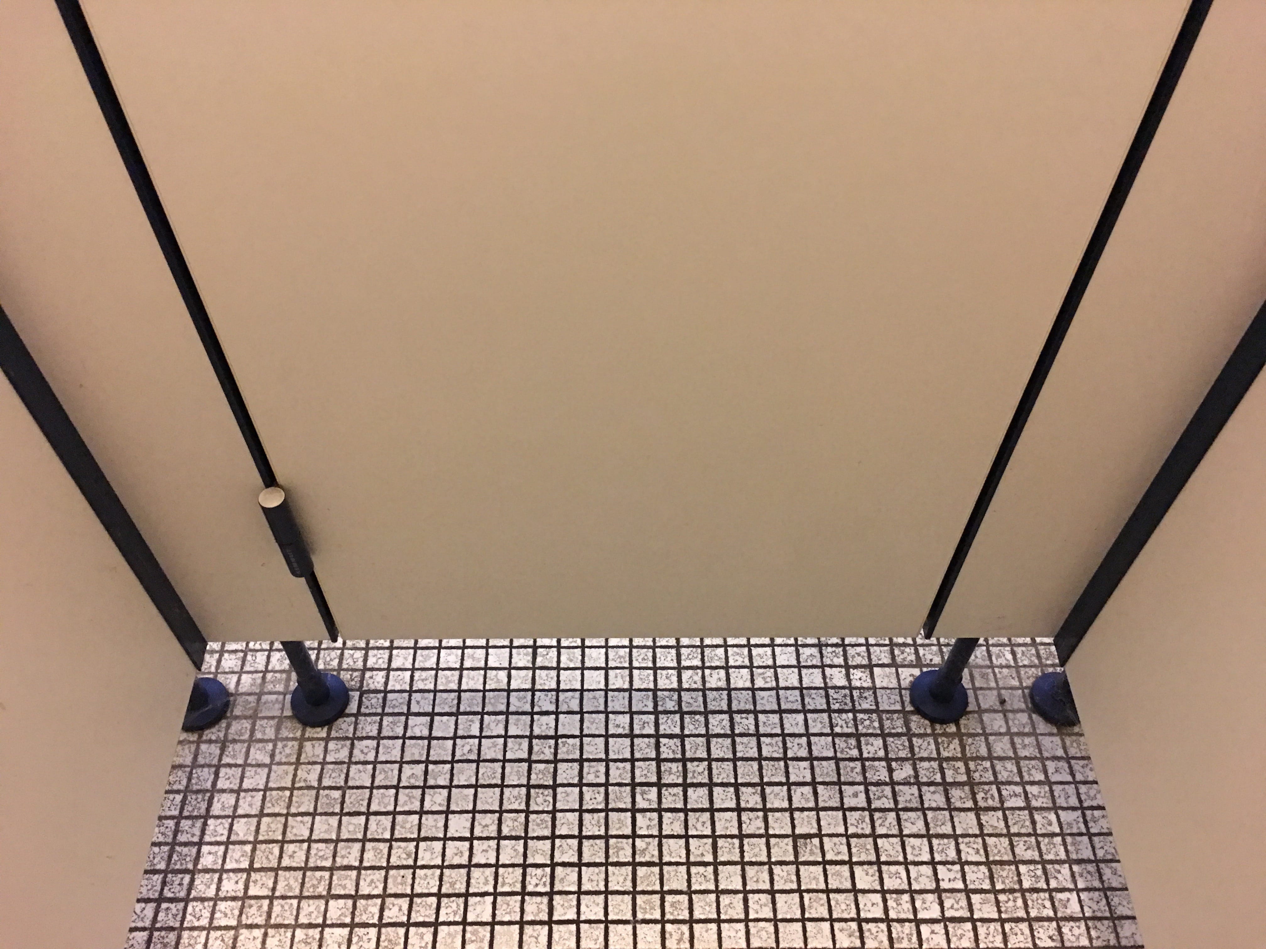 Toilettentüren Nr. 154: Restaurant „Rhodos“, Weiterstadt / Deutschland (2017)