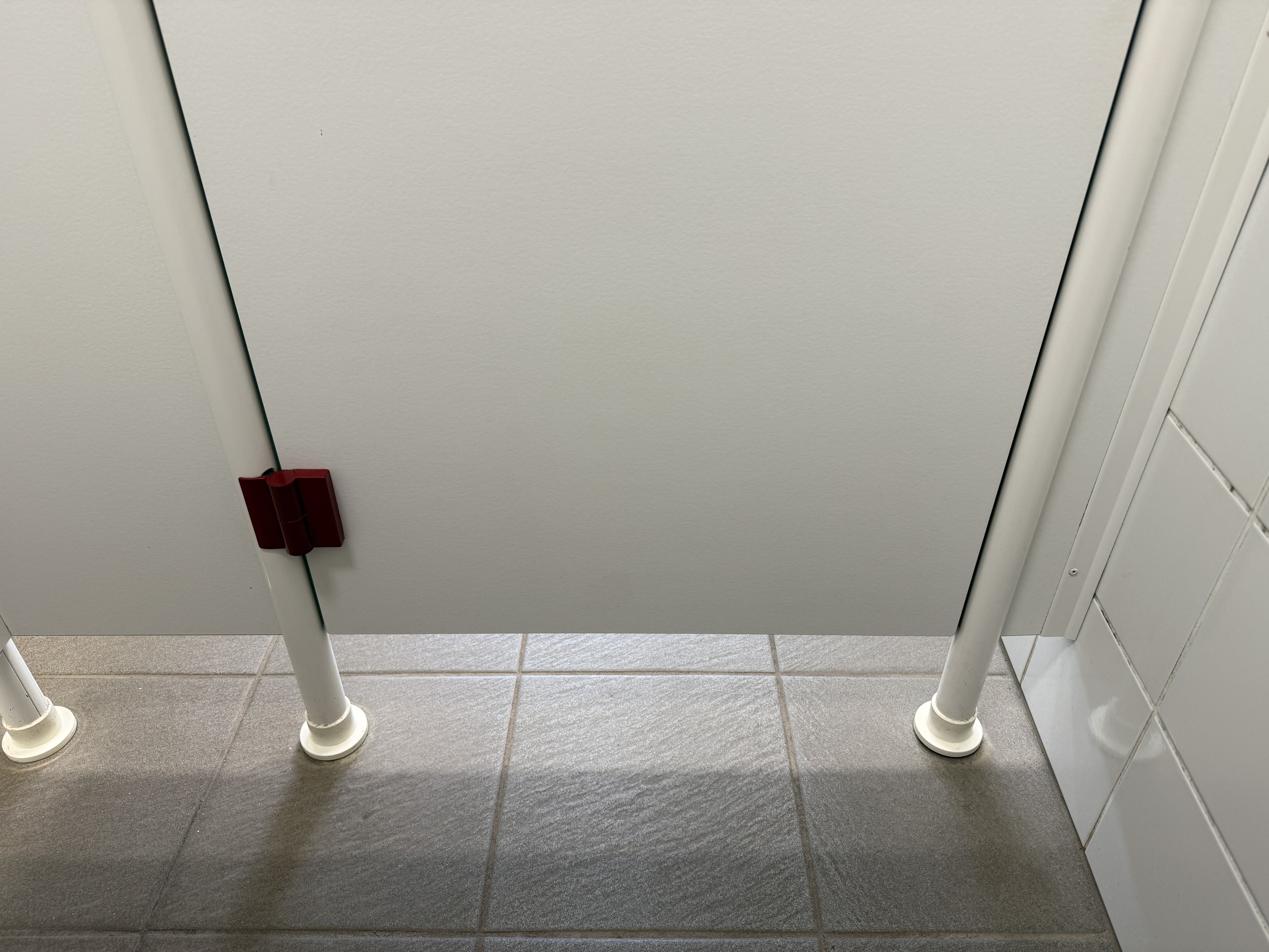 Toilettentüren Nr. 248: Burg Eltz, Wierschem / Deutschland (2025)